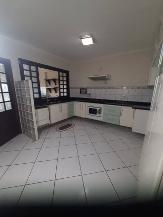 Casa com 2 Quartos para Alugar,  em Vila Josefina - Jundiaí