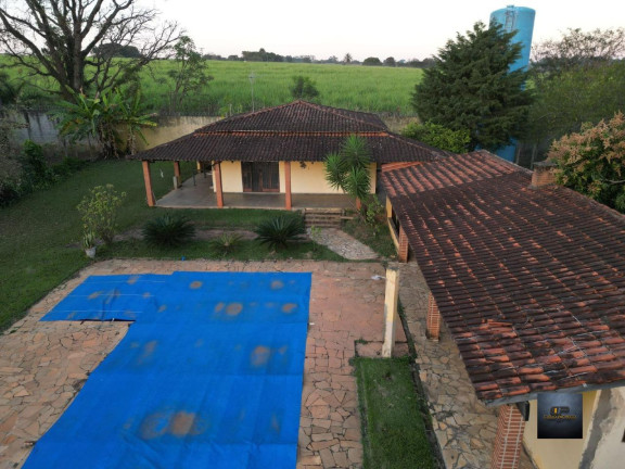 Imagem Imóvel com 2 Quartos à Venda, 1.750 m² em Parque Das Laranjeiras - Mogi Mirim