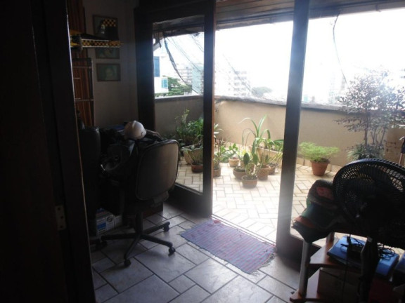 Imagem Casa com 5 Quartos à Venda, 600 m² em Glória - Macaé