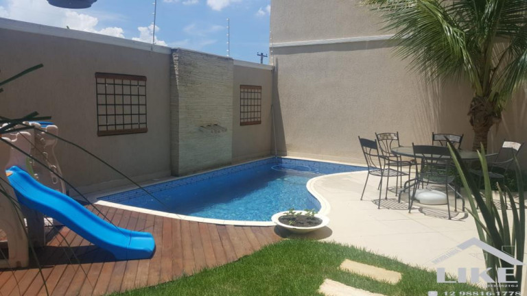 Imagem Casa com 4 Quartos à Venda, 250 m² em Loteamento Villa Branca - Jacareí Imagem Casa com 4 Quartos à Venda, 250 m² em Loteamento Villa Branca - Jacareí