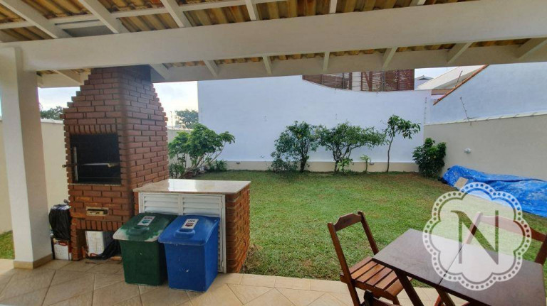 Imagem Sobrado com 3 Quartos à Venda, 238 m² em Centro - Itanhaém Imagem Sobrado com 3 Quartos à Venda, 238 m² em Centro - Itanhaém