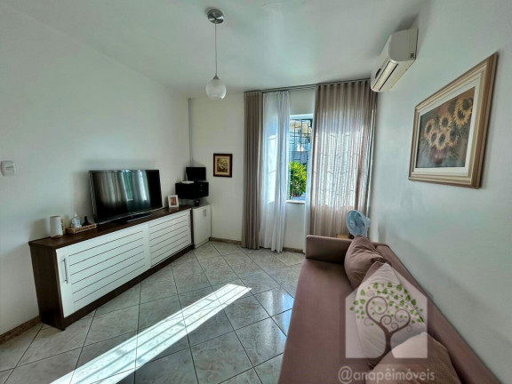 Imagem Casa com 3 Quartos à Venda, 169 m² em Trindade - Florianópolis Imagem Casa com 3 Quartos à Venda, 169 m² em Trindade - Florianópolis