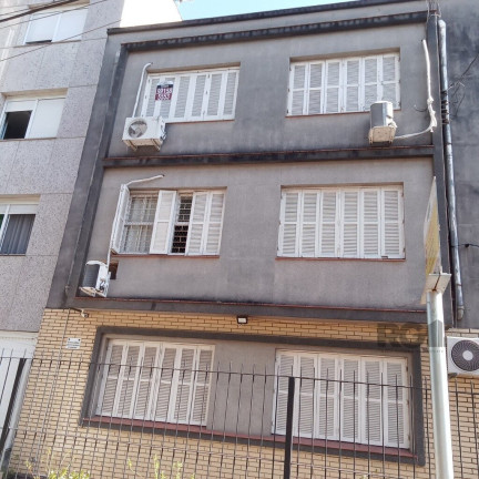 Imóvel com 1 Quarto à Venda,  em Menino Deus - Porto Alegre