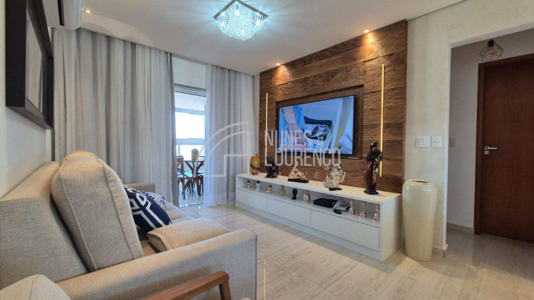 Apartamento com 2 Quartos à Venda, 120 m² em Gonzaga - Santos