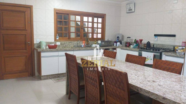 Imagem Sobrado com 3 Quartos à Venda, 306 m² em Campestre - Santo André