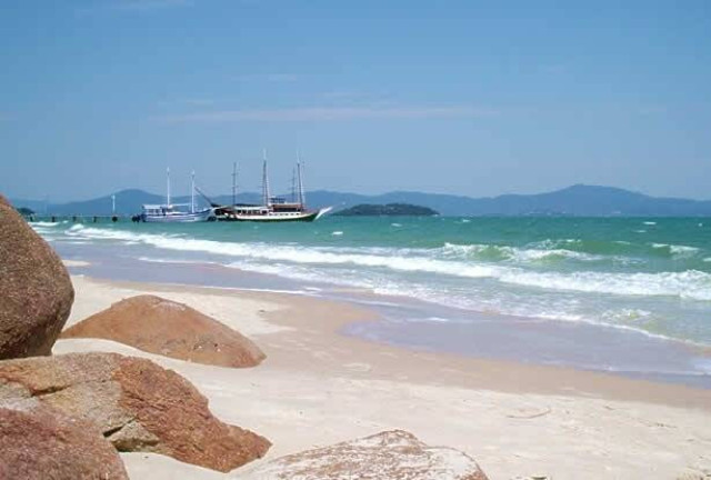 Imagem Apartamento com 1 Quarto à Venda, 65 m² em Canasvieiras - Florianópolis Imagem Apartamento com 1 Quarto à Venda, 65 m² em Canasvieiras - Florianópolis