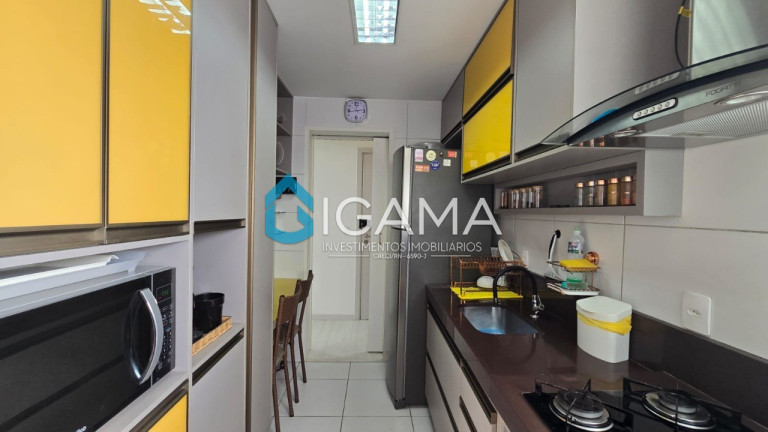Imagem Imóvel com 3 Quartos à Venda, 70 m² em Nova Parnamirim - Parnamirim