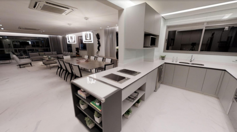Imagem Imóvel com 4 Quartos à Venda, 371 m² em Cambuí - Campinas Imagem Imóvel com 4 Quartos à Venda, 371 m² em Cambuí - Campinas