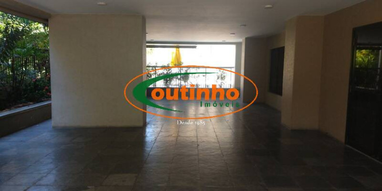 Imagem Apartamento com 3 Quartos à Venda, 144 m² em Tijuca - Rio De Janeiro Imagem Apartamento com 3 Quartos à Venda, 144 m² em Tijuca - Rio De Janeiro