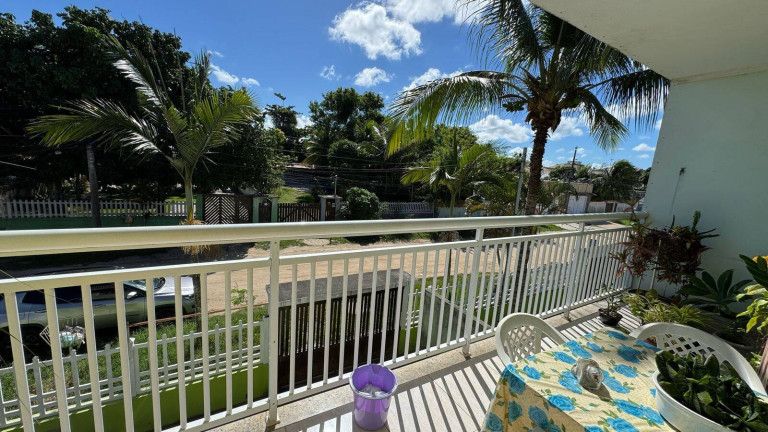 Casa com 2 Quartos para Alugar, 65 m² em Parque Hotel - Araruama