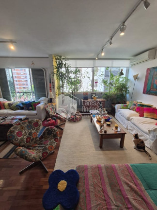 Imagem Apartamento com 2 Quartos à Venda, 128 m² em Vila Nova Conceição - São Paulo Imagem Apartamento com 2 Quartos à Venda, 128 m² em Vila Nova Conceição - São Paulo