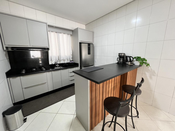 Imagem Casa com 3 Quartos à Venda, 200 m² em São João Do Rio Vermelho - Florianópolis