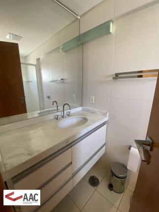 Imagem Apartamento com 3 Quartos para Alugar, 190 m² em Gonzaga - Santos