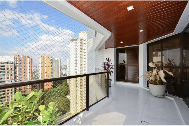 Imagem Imóvel com 4 Quartos à Venda, em Panamby - São Paulo Imagem Imóvel com 4 Quartos à Venda, em Panamby - São Paulo