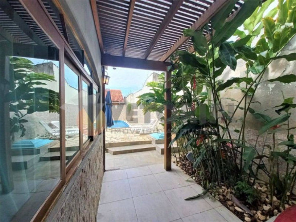Imagem Casa com 1 Quarto à Venda, 104 m²