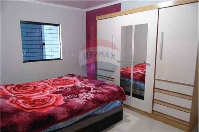Imagem Casa com 5 Quartos à Venda, 130 m² em Cará-cará - Ponta Grossa Imagem Casa com 5 Quartos à Venda, 130 m² em Cará-cará - Ponta Grossa