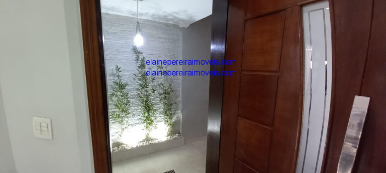Imagem Sobrado com 2 Quartos à Venda, 10 m² em Vila Universitária - São Paulo Imagem Sobrado com 2 Quartos à Venda, 10 m² em Vila Universitária - São Paulo
