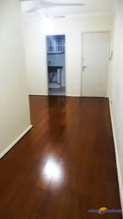 Imagem Imóvel com 1 Quarto à Venda, 40 m² em Várzea - Teresópolis Imagem Imóvel com 1 Quarto à Venda, 40 m² em Várzea - Teresópolis