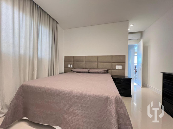 Imagem Apartamento com 3 Quartos à Venda, 123 m² em Meia Praia - Itapema Imagem Apartamento com 3 Quartos à Venda, 123 m² em Meia Praia - Itapema