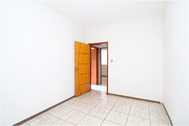 Imagem Imóvel com 3 Quartos à Venda,  em Petrópolis - Porto Alegre