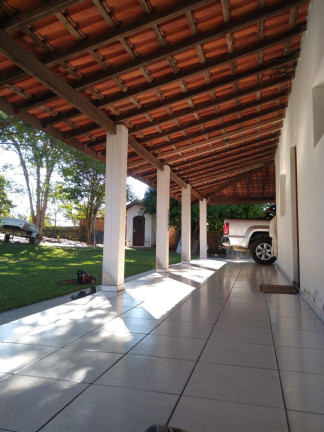 Imagem Chácara com 3 Quartos à Venda, 6.666 m² em Rodovia - Alambari