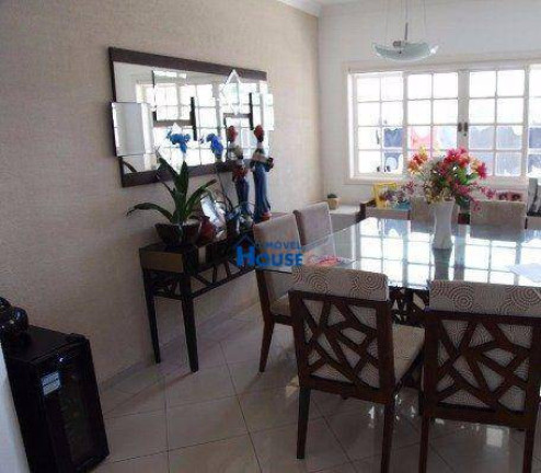 Imagem Casa com 4 Quartos à Venda, 360 m² em Alphaville Residencial 4 - Santana De Parnaíba Imagem Casa com 4 Quartos à Venda, 360 m² em Alphaville Residencial 4 - Santana De Parnaíba