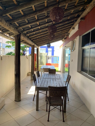 Imagem Casa com 4 Quartos à Venda, 350 m² em Pituba - Salvador Imagem Casa com 4 Quartos à Venda, 350 m² em Pituba - Salvador