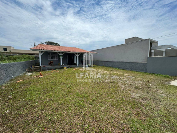 Casa com 3 Quartos à Venda, 118 m² em Volta Ao Mundo I - Itapoá