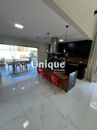 Imagem Casa com 3 Quartos à Venda, 425 m² em Estrada Do Guriri - Cabo Frio