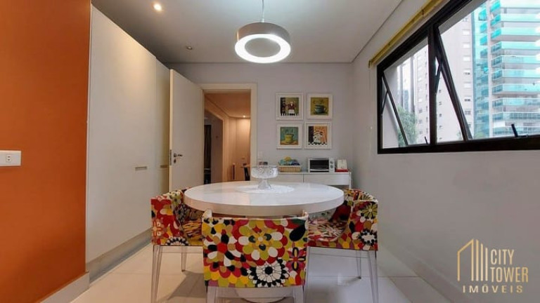 Imagem Apartamento com 4 Quartos à Venda, 246 m² em Itaim Bibi - São Paulo Imagem Apartamento com 4 Quartos à Venda, 246 m² em Itaim Bibi - São Paulo