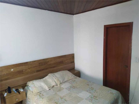 Imagem Casa com 3 Quartos à Venda, 168 m² em Parque Da Matriz - Cachoeirinha Imagem Casa com 3 Quartos à Venda, 168 m² em Parque Da Matriz - Cachoeirinha