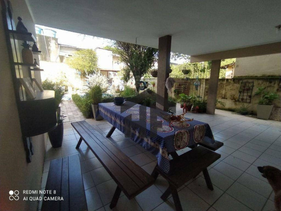Imagem Casa com 6 Quartos à Venda, 171 m² em Engenho Do Meio - Recife Imagem Casa com 6 Quartos à Venda, 171 m² em Engenho Do Meio - Recife
