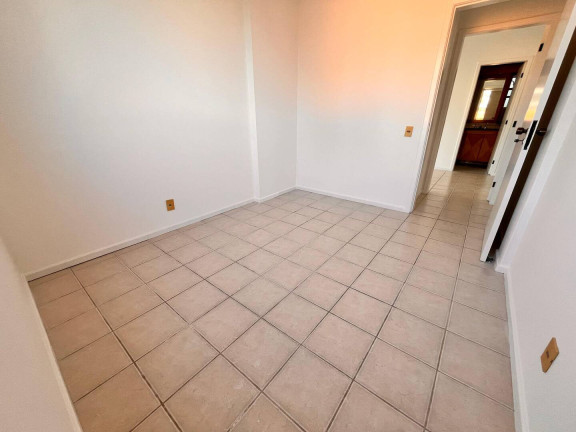 Imagem Apartamento com 3 Quartos à Venda, 90 m² em Coqueiros - Florianópolis