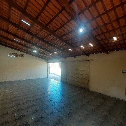 Imagem Casa com 3 Quartos à Venda, 300 m² em Setor Garavelo - Aparecida De Goiânia