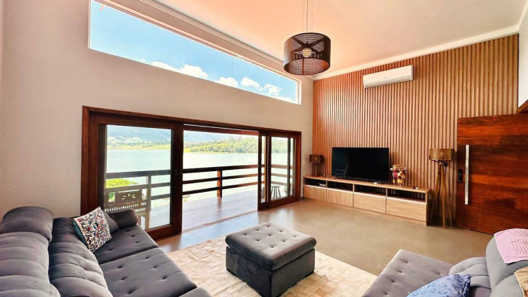 Chácara com 7 Quartos à Venda, 3.000 m² em Taboão - Piracaia