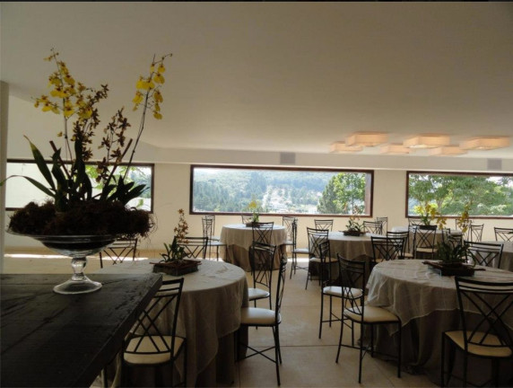 Imagem Casa com 4 Quartos à Venda, 1.754 m² em Alphaville - Santana De Parnaíba Imagem Casa com 4 Quartos à Venda, 1.754 m² em Alphaville - Santana De Parnaíba