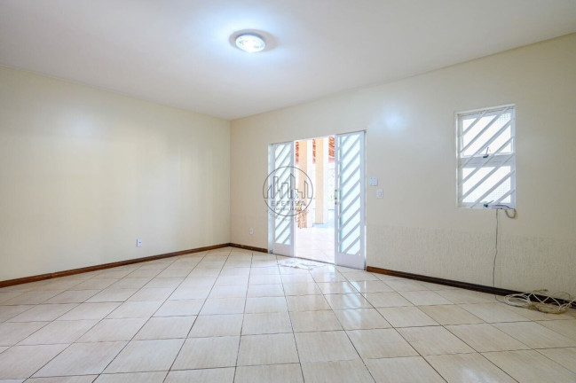 Imagem Casa com 6 Quartos à Venda, 1.000 m² em Guará I - Brasília