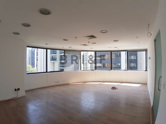 Imóvel Comercial à Venda ou Locação, 223 m² em Brooklin - São Paulo