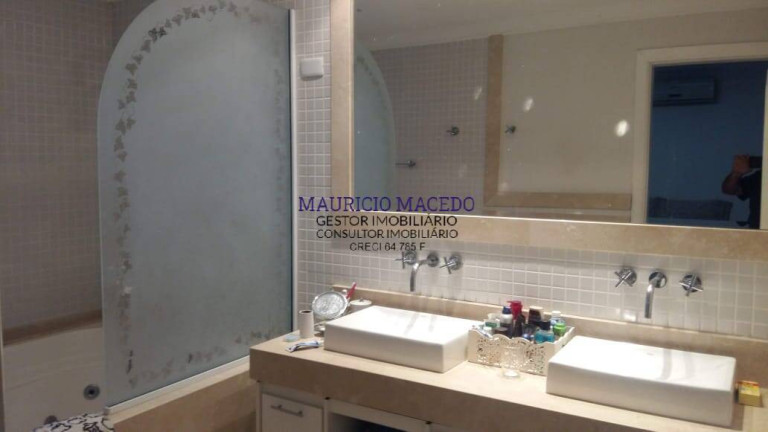 Imagem Casa com 4 Quartos à Venda, 695 m² em Alphaville - Santana De Parnaíba Imagem Casa com 4 Quartos à Venda, 695 m² em Alphaville - Santana De Parnaíba
