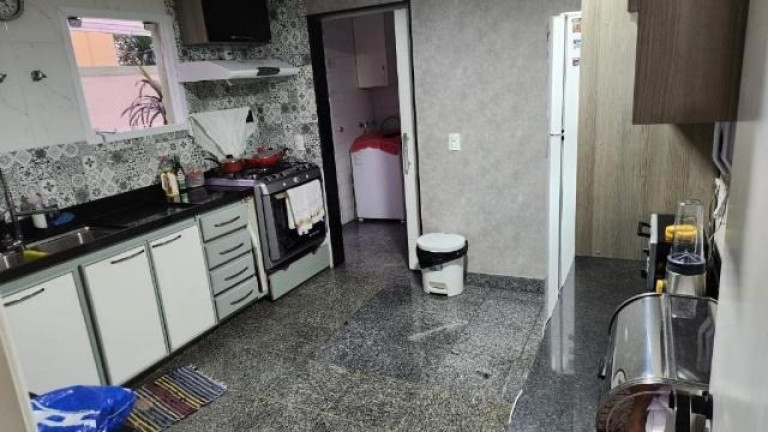 Imagem Casa com 4 Quartos à Venda, 200 m² em Ingá - Niterói Imagem Casa com 4 Quartos à Venda, 200 m² em Ingá - Niterói
