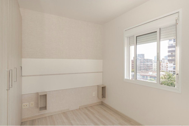 Imagem Apartamento com 1 Quarto à Venda, 31 m² em Menino Deus - Porto Alegre