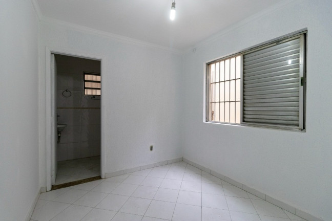 Imagem Casa com 3 Quartos à Venda, 240 m² em Vila Firmiano Pinto - São Paulo Imagem Casa com 3 Quartos à Venda, 240 m² em Vila Firmiano Pinto - São Paulo