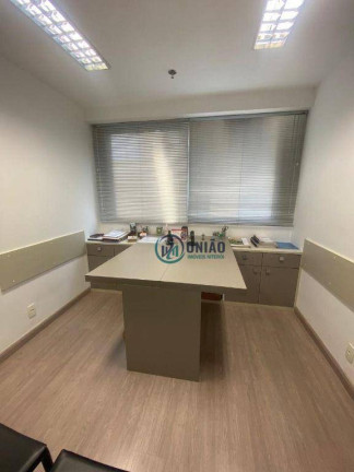Sala Comercial à Venda, 24 m² em Centro - Niterói