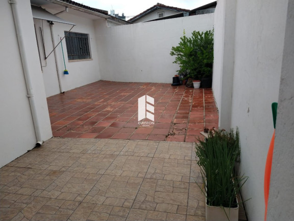 Imagem Casa com 5 Quartos à Venda, 200 m² em Nossa Senhora De Lourdes - Santa Maria Imagem Casa com 5 Quartos à Venda, 200 m² em Nossa Senhora De Lourdes - Santa Maria