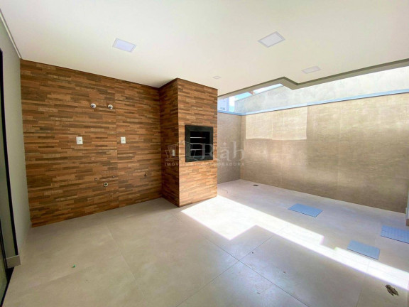Sobrado com 3 Quartos à Venda, 135 m² em São Francisco De Assis - Camboriú