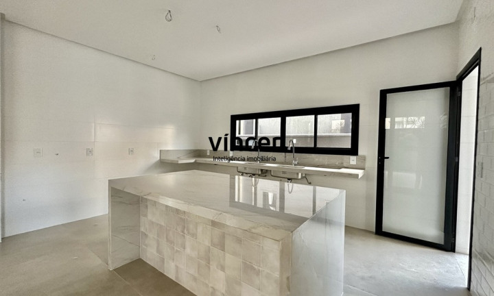 Imagem Casa com 4 Quartos à Venda, 376 m² em Jardins Verona - Goiânia