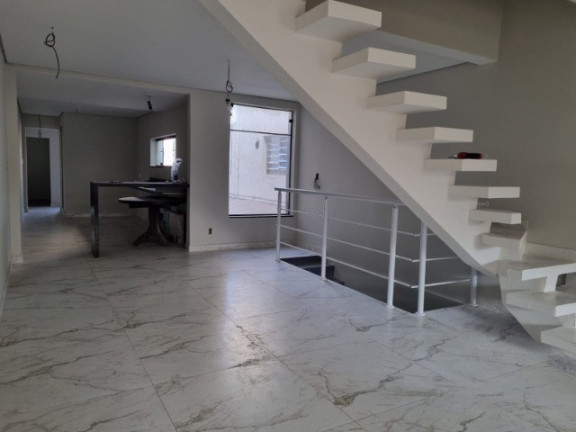 Imagem Casa com 4 Quartos à Venda, 229 m² em Ipiranga - São Paulo Imagem Casa com 4 Quartos à Venda, 229 m² em Ipiranga - São Paulo