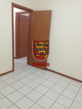 Imagem Casa com 3 Quartos à Venda, 320 m² em Capoeiras - Florianópolis Imagem Casa com 3 Quartos à Venda, 320 m² em Capoeiras - Florianópolis
