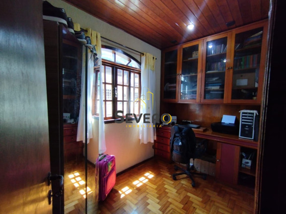 Imagem Casa com 3 Quartos à Venda, 299 m² em Nova Cidade - São Gonçalo Imagem Casa com 3 Quartos à Venda, 299 m² em Nova Cidade - São Gonçalo