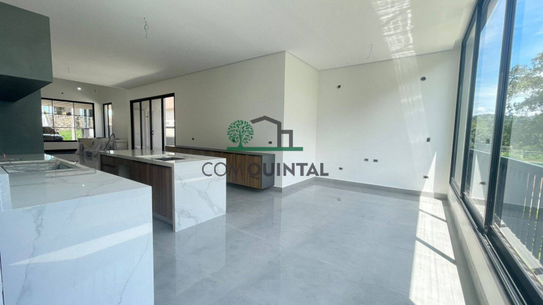 Imagem Casa com 5 Quartos à Venda, 350 m² em Jardim Do Golf I - Jandira Imagem Casa com 5 Quartos à Venda, 350 m² em Jardim Do Golf I - Jandira